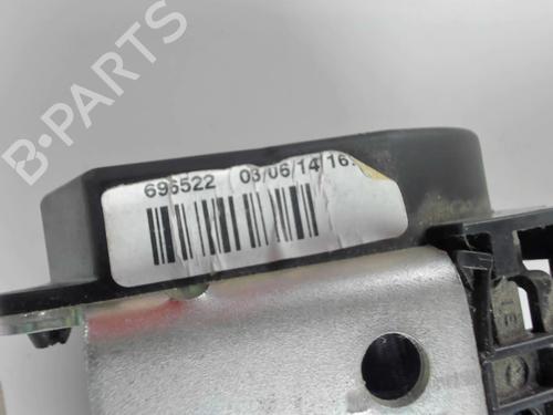 Used Front right seatbelt Front right seatbelt NISSAN PRIMASTAR Van (X83) 2.0 dCi 115 (114 hp) 20469806 20469806