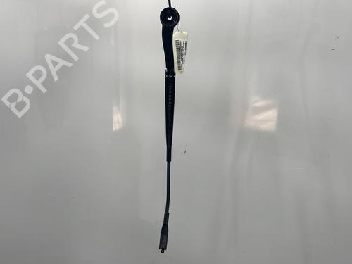 Used Front windshield wiper arm FORD MONDEO V Turnier (CF) 2.0 TDCi (180 hp) 27638541