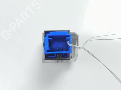 Used Warning switch Warning switch PEUGEOT 208 I (CA_, CC_) 1.5 BlueHDI 100 (102 hp) 20468079 20468079