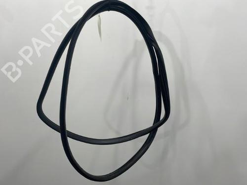 Used Rubber door seal HYUNDAI ix20 (JC) 1.4 CRDi (90 hp) 20390261