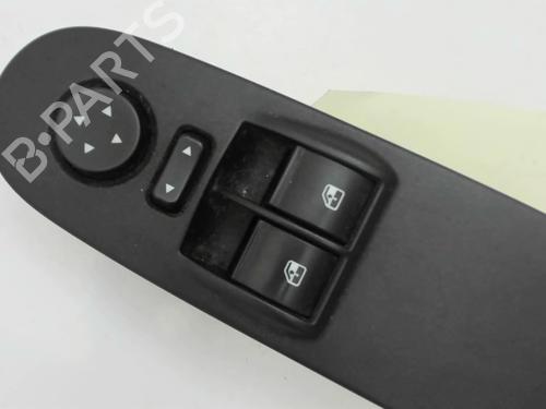 Used Left front window switch FIAT PUNTO (199_) 1.3 D Multijet (75 hp) 22102845