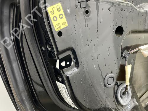 Left rear door LAND ROVER RANGE ROVER SPORT I (L320) 3.6 D 4x4 | BP25748017C4 