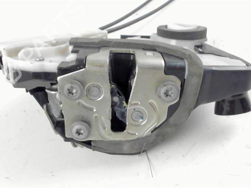 Used Front right lock Front right lock TOYOTA YARIS (_P13_) 1.5 Hybrid (NHP130_, NHP130) (101 hp) 20391031 20391031