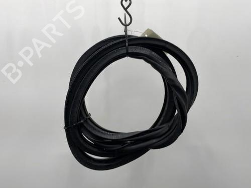 Used Rubber door seal VW TOURAN (1T1, 1T2) 2.0 TDI 16V (140 hp) 20417284