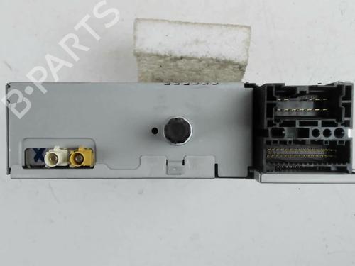 Used Radio Radio 37252072 37252072