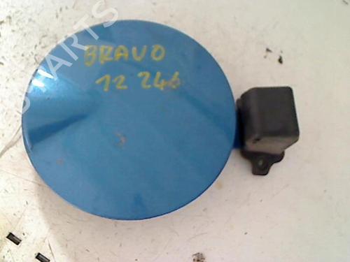 Used Fuel flap FIAT BRAVO I (182_) 1.2 16V 80 (82 hp) 21229258