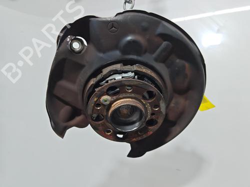 Used Left rear steering knuckle Left rear steering knuckle MERCEDES-BENZ CLK (C209) CLK 240 (209.361) (170 hp) 39733771 39733771
