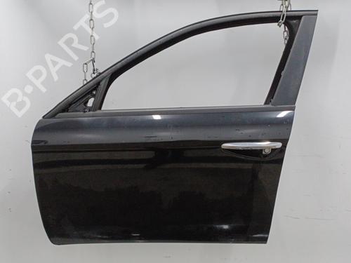 Used Left front door Left front door 20406643 20406643