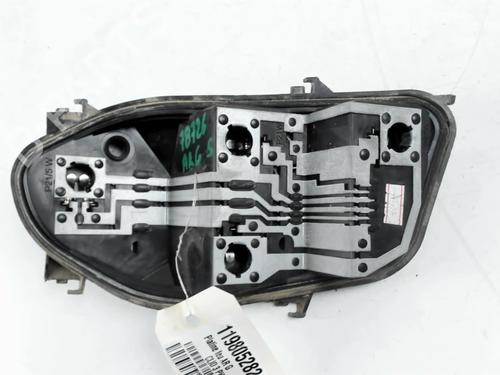 Used Lamp holder RENAULT CLIO III (BR0/1, CR0/1) 1.5 dCi (BR17, CR17) (86 hp) 32013881