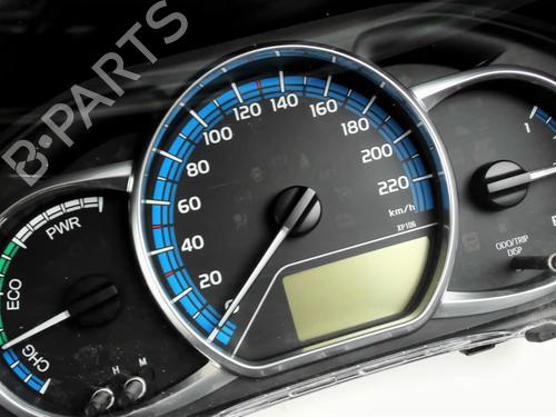 Instrument cluster TOYOTA YARIS (_P13_) 1.5 Hybrid (NHP130_, NHP130) | BP22415383C47 