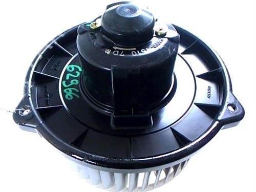 Heater blower motor TOYOTA COROLLA Verso (_E12_) 2.0 D-4D (CDE120_, CDE120R) | BP20403565M62 