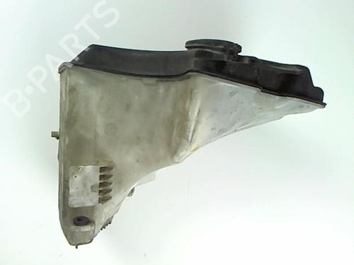 Used Windscreen washer tank Windscreen washer tank BMW 3 Touring (E46) 330 d (184 hp) 20391962 20391962