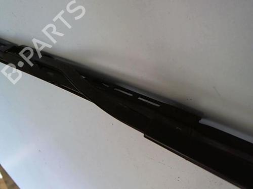 Front windshield wiper arm TOYOTA YARIS (_P9_) 1.4 D-4D (NLP90_, NLP90R) | BP20457345C143 