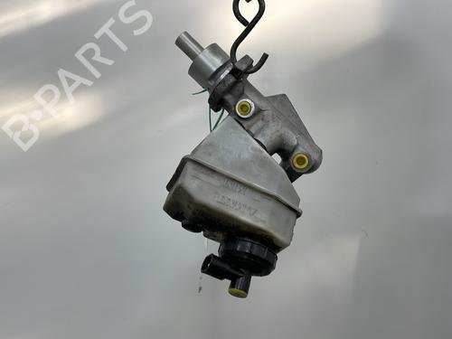 Used Brake master cylinder Brake master cylinder RENAULT KANGOO Express (FC0/1_) 1.5 dCi (FC07, FC1R) (65 hp) 28962933 28962933