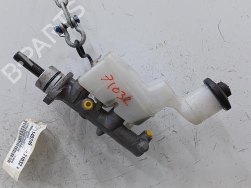 Used Brake master cylinder Brake master cylinder TOYOTA RAV 4 II (_A2_) 2.0 D 4WD (CLA20_, CLA21_, CLA20R, CLA21R) (116 hp) 20446318 20446318