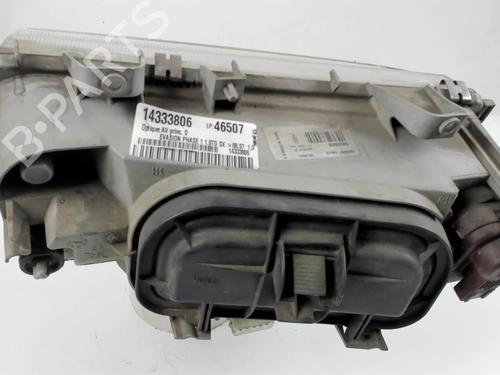 Right headlight CITROËN EVASION MPV (22, U6) 1.9 TD | BP20475333C29 