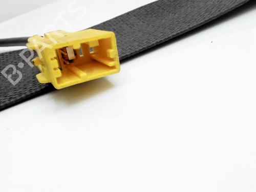 Used Front right seatbelt Front right seatbelt CHEVROLET CRUZE (J300) 2.0 CDI (150 hp) 20422268 20422268