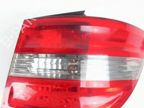 Used Right taillight Right taillight MERCEDES-BENZ B-CLASS Sports Tourer (W245) B 180 CDI (245.207) (109 hp) 22104002 22104002