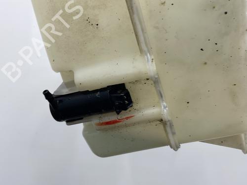 windscreen-washer-tank-volvo-v70-i-875-876-1995-1996-1997-1998-1999-2000-23779812 main image