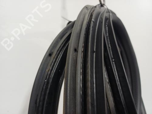 gummiliste-nissan-primera-hatchback-p12-2002-37187069 main image