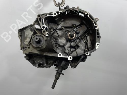 Used Gearbox RENAULT CLIO II (BB_, CB_) 1.5 dCi (B/CB07) (65 hp) 21222179