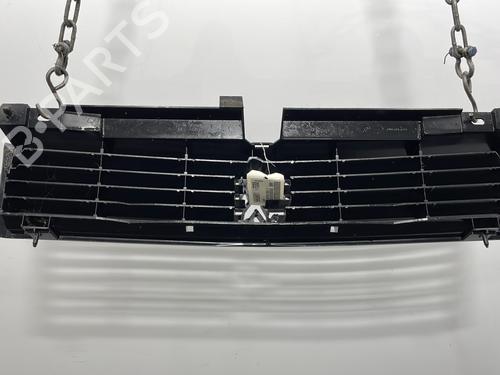 Grill Grill PEUGEOT 305 II Break (581E) 1.9 Diesel (64 hp) 23780458 23780458