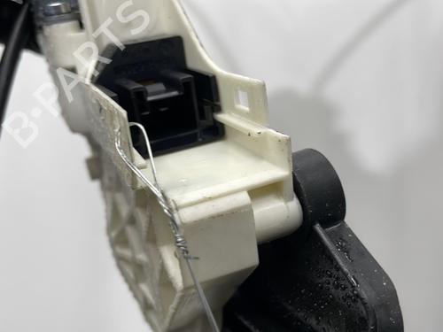 Front right window mechanism AUDI Q5 (8RB) 3.0 TDI quattro | BP30947579C23 - Image 2