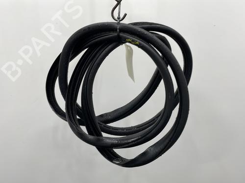 Used Rubber door seal NISSAN NOTE (E11, NE11) 1.5 dCi (68 hp) 21422886