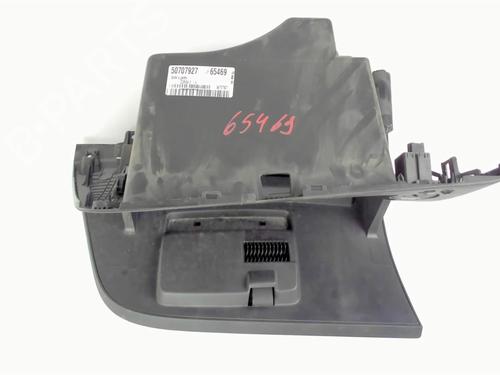 Used Glove box OPEL CORSA E (X15) 1.4 (08, 68) (90 hp) 20402253