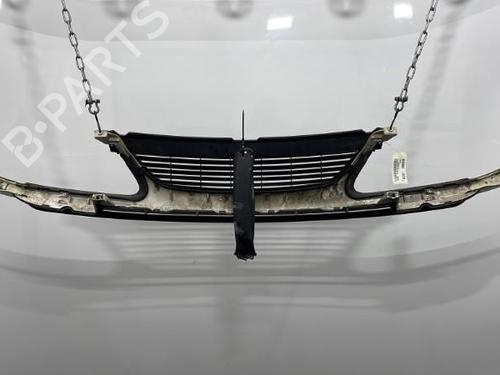 Used Grille RENAULT ESPACE III (JE0_) 2.2 12V TD (JE0E, JE0H, JE0P) (113 hp) 25265492