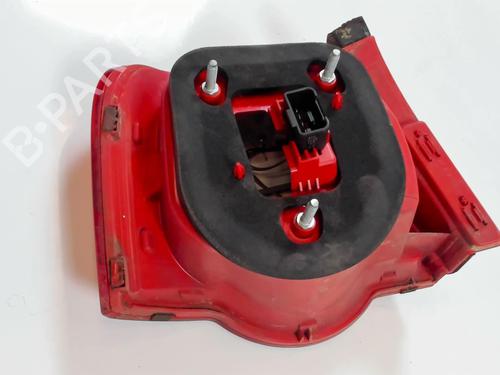 Right taillight VW PASSAT B6 (3C2) 1.9 TDI | BP22102263C35 