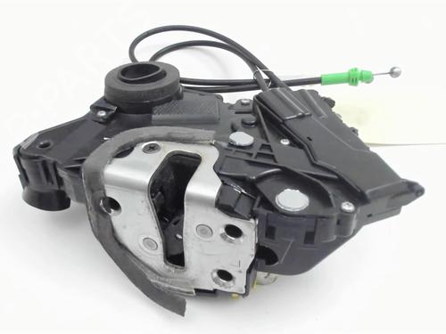 Front left lock TOYOTA YARIS (_P9_) 1.4 D-4D (NLP90_, NLP90R) | BP20417022C98 