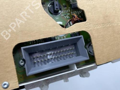 Used Instrument cluster Instrument cluster CHRYSLER SEBRING (JR) 2.7 V6 24V (203 hp) 21240618 21240618