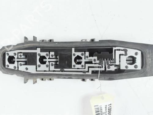 Używane Oprawka żarówki CITROËN C3 I (FC_, FN_) 1.4 HDi (68 hp) 29638846