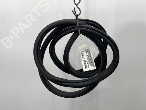 Used Rubber door seal BMW 1 (F20) 116 i (136 hp) 26147626