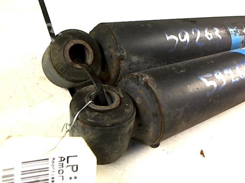 Used Right rear shock absorber Right rear shock absorber VW LT 28-46 II Van (2DA, 2DD, 2DH) 2.5 TDI (95 hp) 21205864 21205864