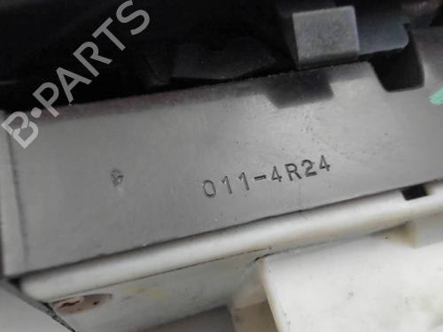 Left front window switch TOYOTA YARIS (_P1_) 1.4 D-4D (NLP10_, NLP10R) | BP30689301I27 