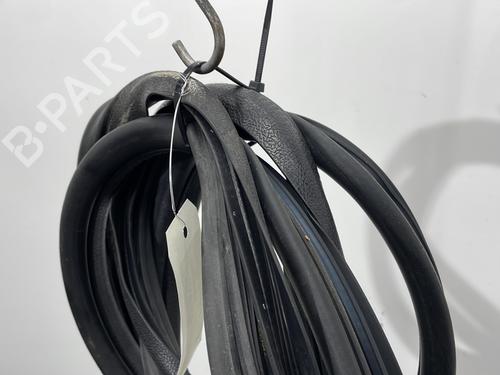 Rubber door seal PEUGEOT 206+ (2L_, 2M_) 1.4 i | BP32219930C142