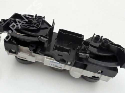 Used Climate control Climate control MITSUBISHI COLT VI (Z3_A, Z2_A) 1.5 DI-D (Z39A) (95 hp) 30308168 30308168