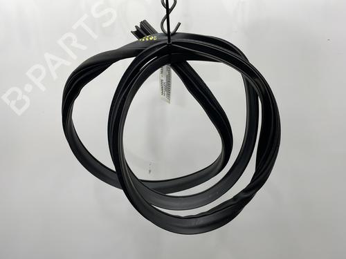 Used Rubber door seal CHRYSLER SEBRING (JS) 2.0 VVT (156 hp) 25210080
