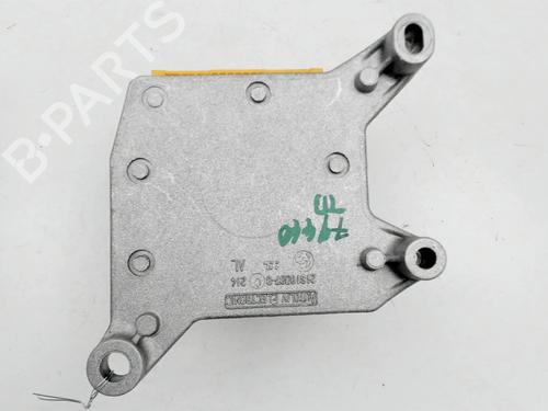 ecu-airbags-renault-laguna-ii-bg01_-2001-2002-2003-2004-2005-2006-2007-33314893 main image