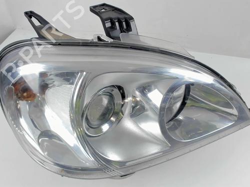 Used Right headlight Right headlight MERCEDES-BENZ M-CLASS (W163) ML 270 CDI (163.113) (163 hp) 20402826 20402826