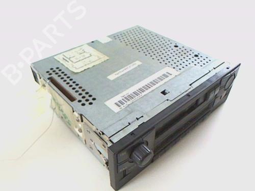 Radio VW TRANSPORTER T5 Van (7HA, 7HH, 7EA, 7EH) 1.9 TDI | BP21234717E6 