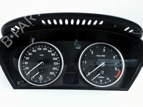 Used Instrument cluster BMW 5 Touring (E61) 525 xd (197 hp) 26532382
