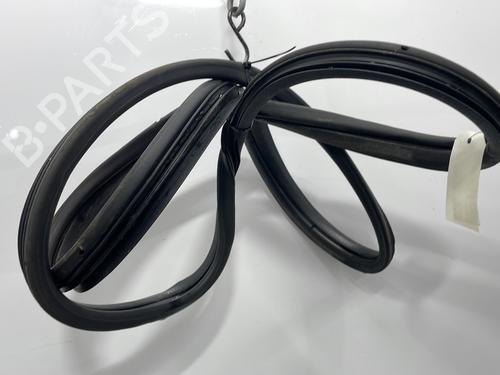 Gummiliste Gummiliste PEUGEOT 406 (8B) 2.0 HDI 110 (109 hp) 33960330 33960330