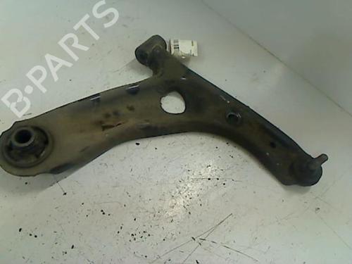 Højre fortil bærearm TOYOTA AYGO (_B1_) 1.0 (KGB10_, KGB10R) (68 hp) 20437121