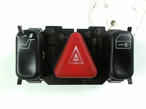 Used Warning switch MERCEDES-BENZ CLK (C208) CLK 200 Kompressor (208.345) (192 hp) 20414990