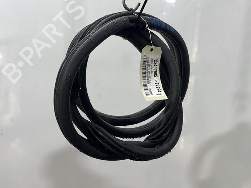 Gummiliste KIA CEED (CD) 1.6 CRDi 136 | BP33622231C142 - Image 2