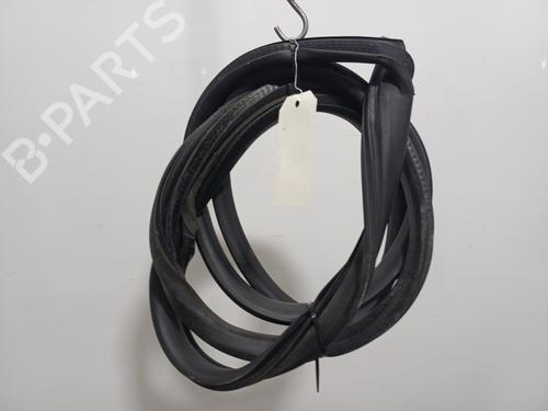 Used Rubber door seal Rubber door seal MINI MINI CLUBMAN (R55) Cooper S (174 hp) 34336513 34336513