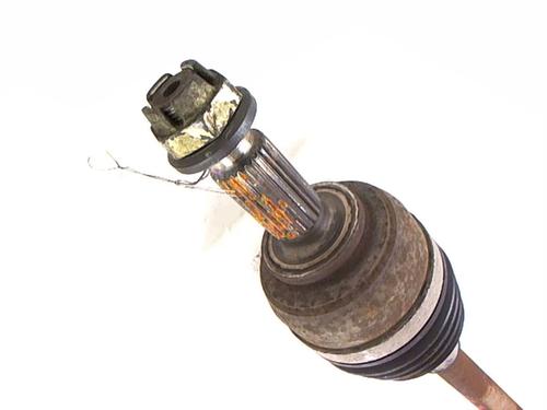 Used Left front driveshaft RENAULT CLIO III (BR0/1, CR0/1) 1.2 16V (BR02, BR0J, BR11, CR02, CR0J, CR11) (75 hp) 20403329